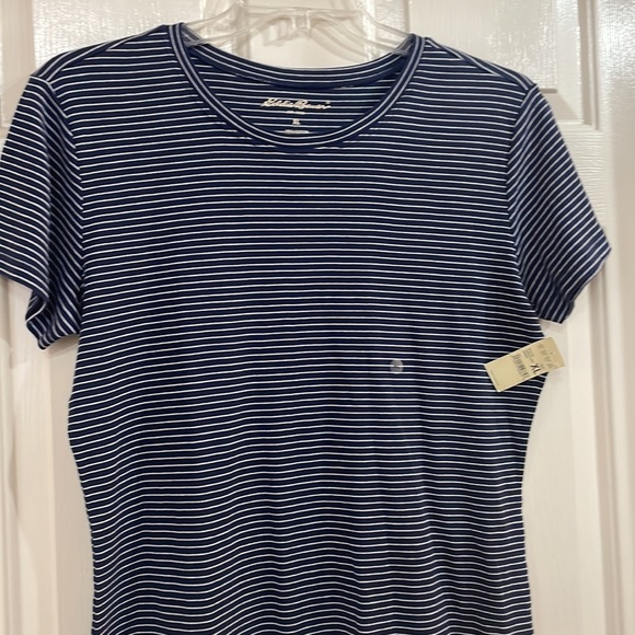 Women’s 4 Piece Top Bundle - Picture 7 of 11